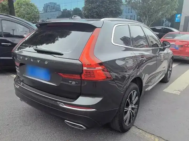 Volvo XC60 2021 T5 4WD Zhiyuan Deluxe Edition 7