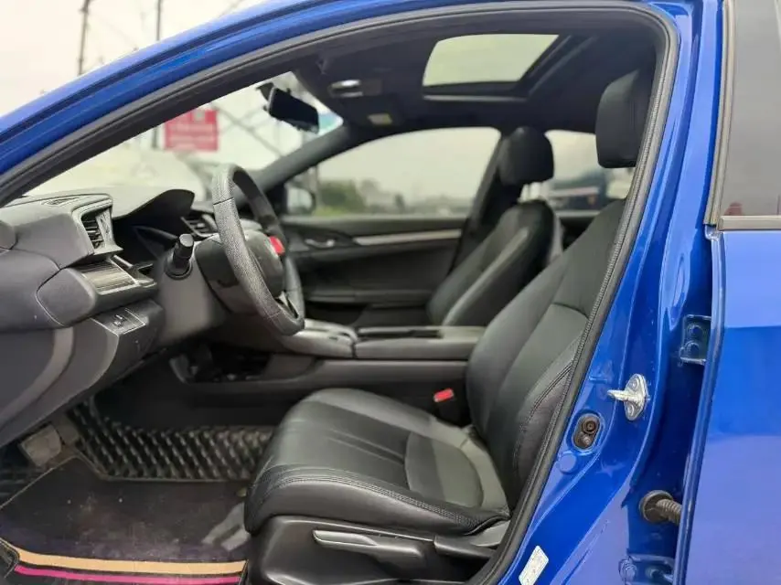 Civic 2021 HATCHBACK 220TURBO CVT New Sharp Control 6