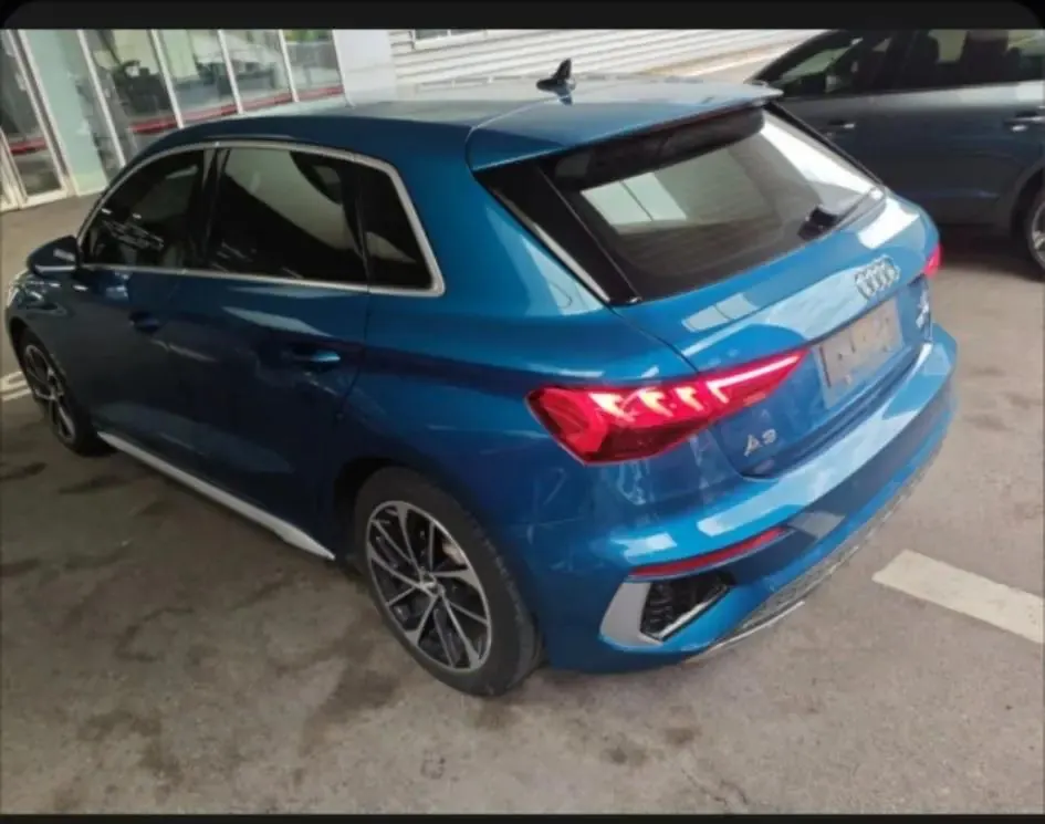 Audi A3 2021 Sportback 35 TFSI Aggressive Sport 4