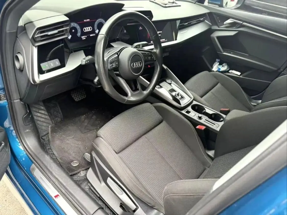 Audi A3 2021 Sportback 35 TFSI Aggressive Sport 8