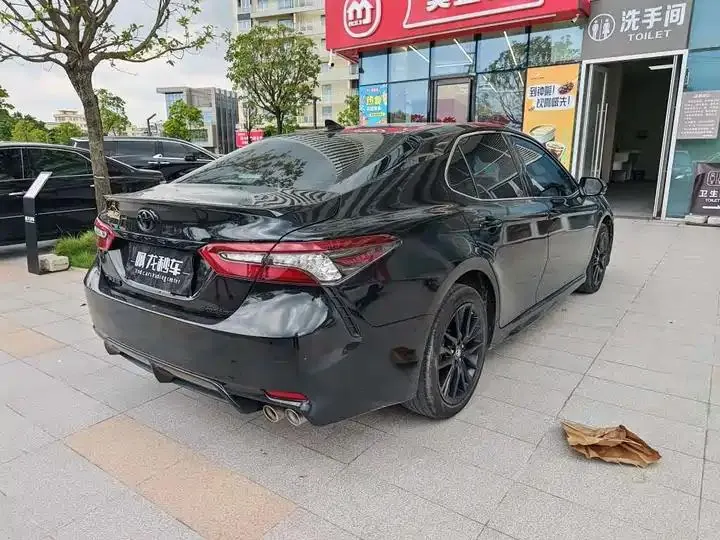 Camry 2022 2.0S Knight Edition 8