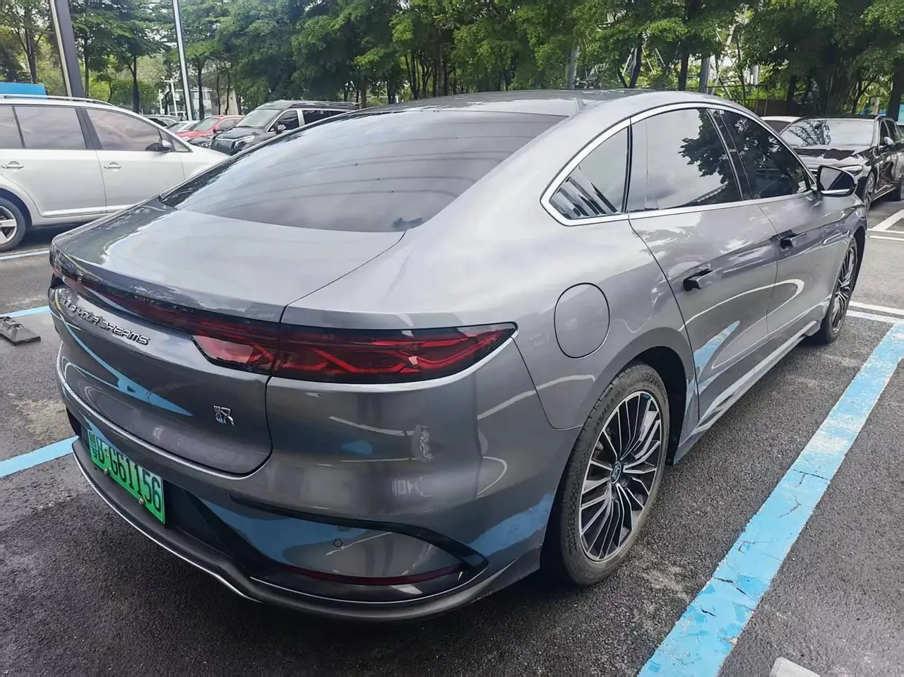 Han 2022 DM-i 121KM exclusive 2