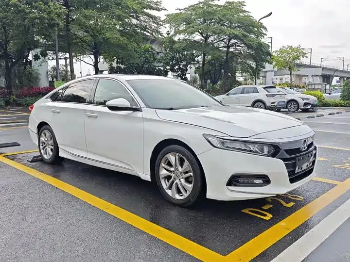 Accord 2018 260TURBO Elite Edition National V 23