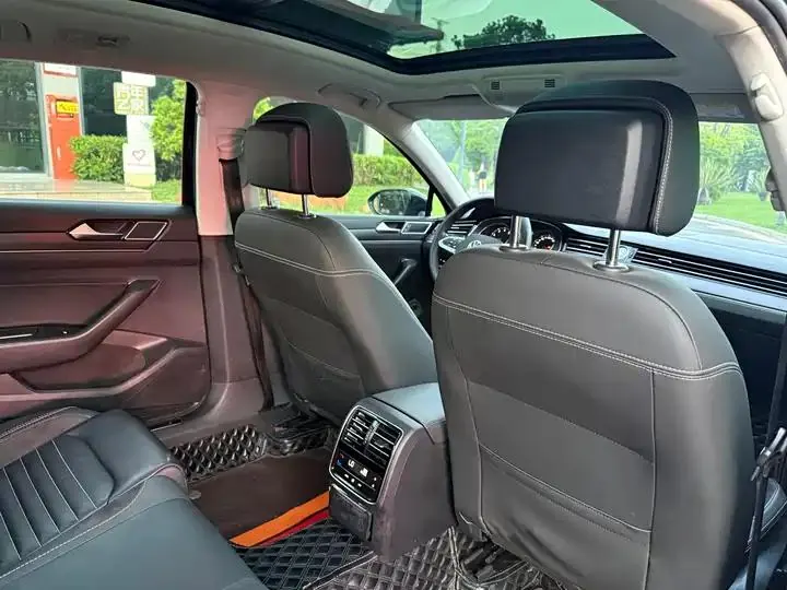 Magotan 2020 330TSI DSG Luxury Edition 16