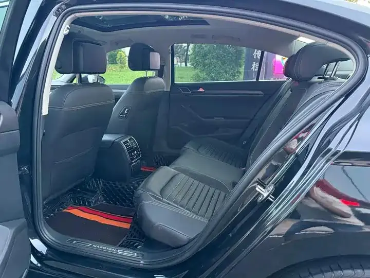 Magotan 2020 330TSI DSG Luxury Edition 9