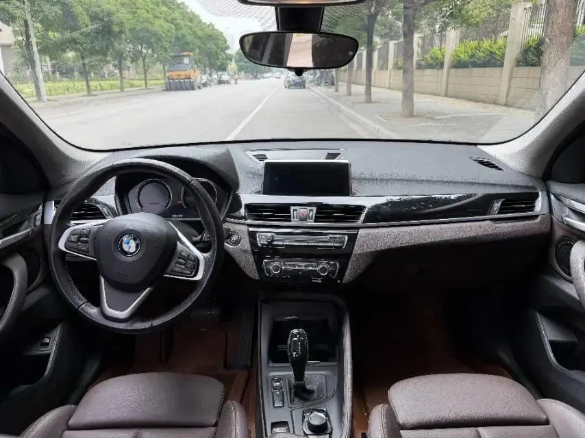 BMW X1 2020 sDrive20Li fashion 7