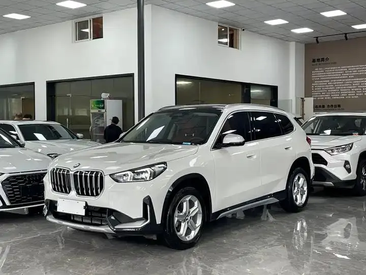BMW X1 2023 sDrive20Li X Design Set - View 1