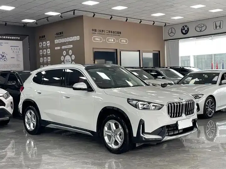 BMW X1 2023 sDrive20Li X Design Set 3