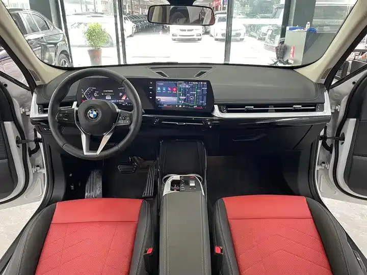BMW X1 2023 sDrive20Li X Design Set 8