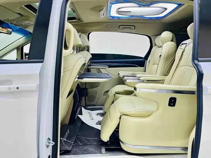 Buick GL8 2023 ES Lu Zun Premium 8