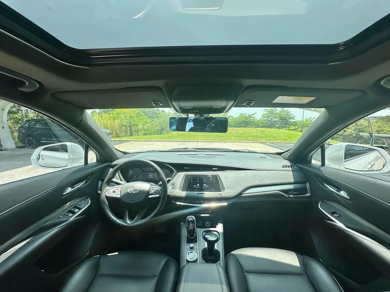 Cadillac XT4 2021 28T Two-Drive Luxury Model 5
