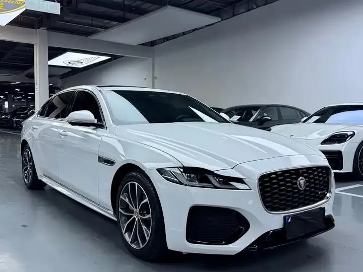 Jaguar XFL 2023 XFL 2.0T P 12500.00g Drive Elite Sports Edition 3