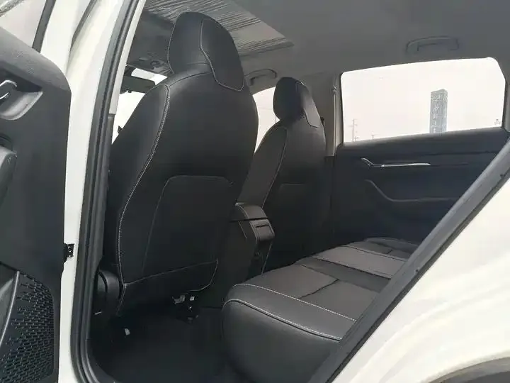 K-Cross 2022 1.5L Automatic Comfort Version 5