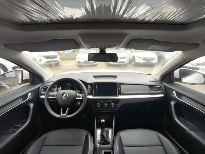 K-Cross 2022 1.5L Automatic Comfort Version 6