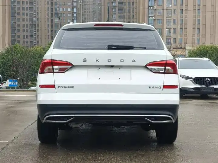 K-Cross 2022 1.5L Automatic Comfort Version 8