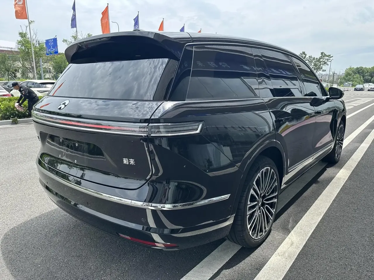 NIO 2026 ES8 7-seat executive deluxe automatic gear 6
