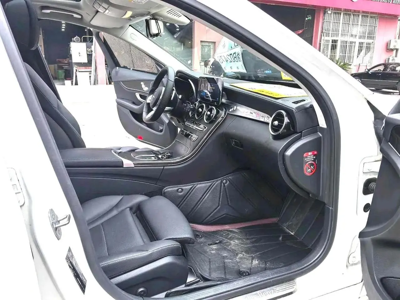 Mercedes Benz Class C 2020 to C 200 L Fashion 4