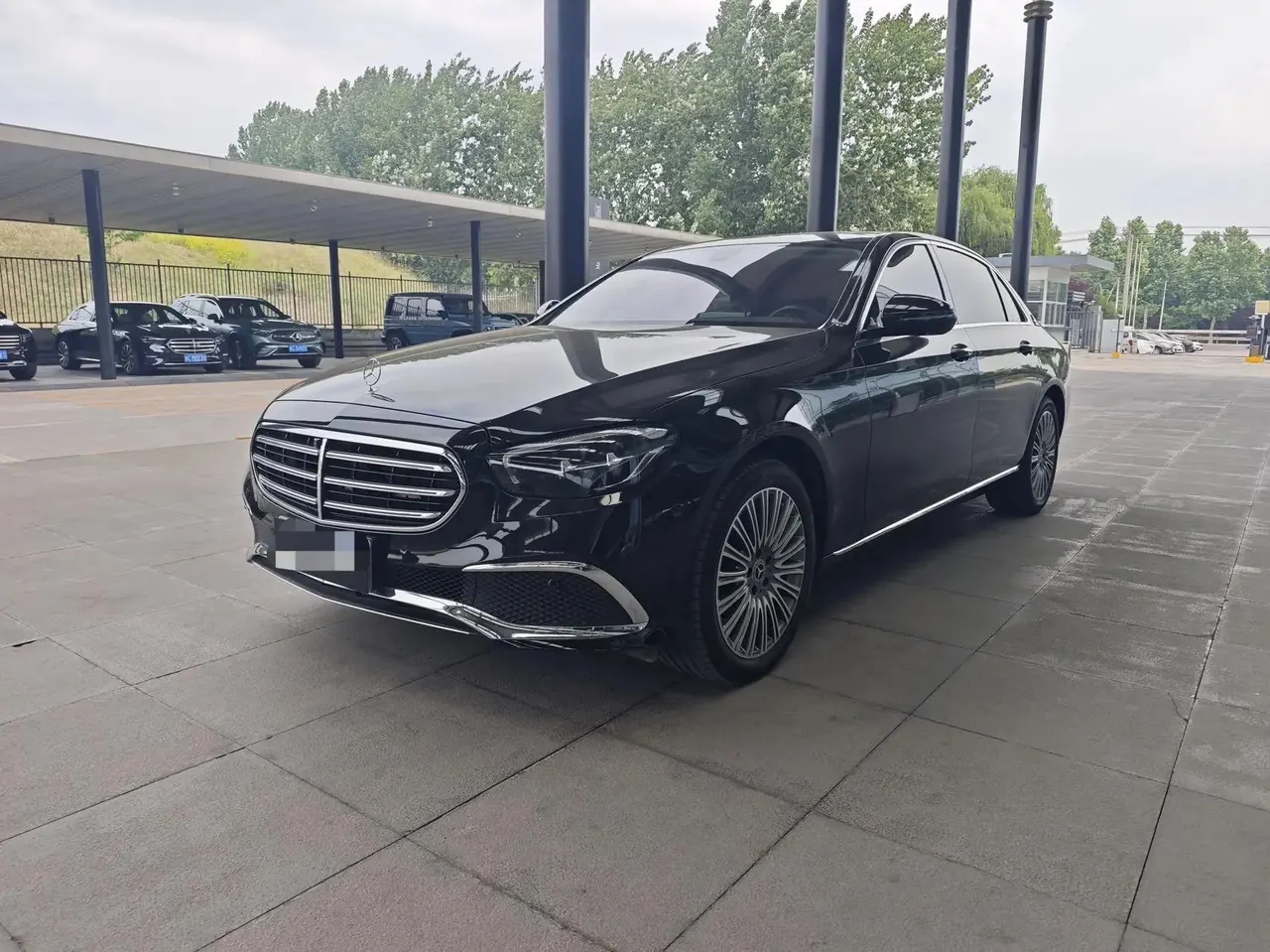 Mercedes Benz E-Class 2022 to E 300 L Fashion - View 1