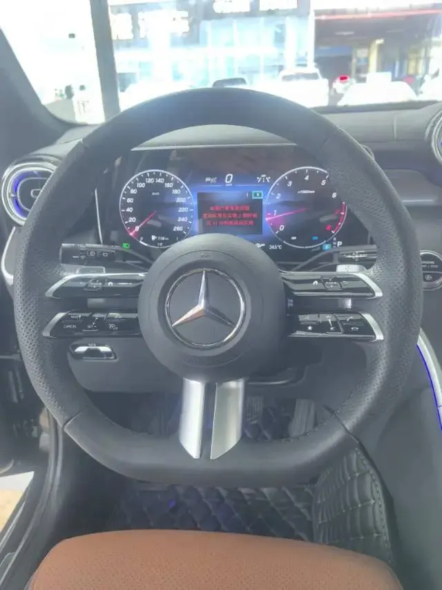 Mercedes Benz 2023 GLC 260 L 4MATIC 48V 2.0T Luxury 5-Seater Automatic 17
