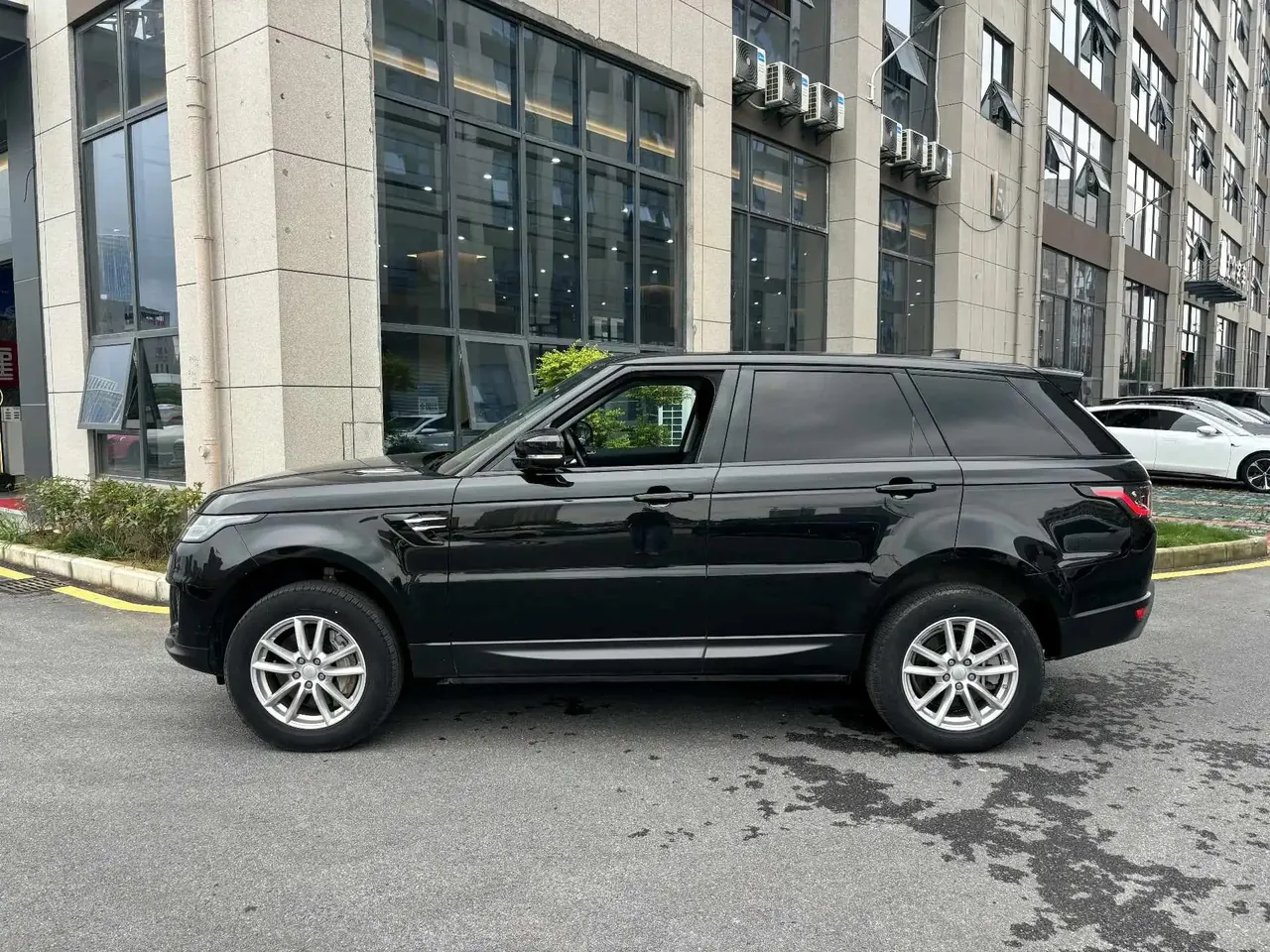Range Rover Sport 2020 3.0 L6 SE 3