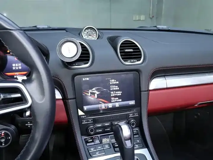Porsche 718 2022 Boxster 2.0T 8