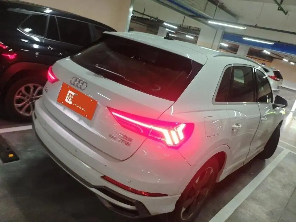 Audi Q3 2022 35 TFSI Fashion Elegant 5