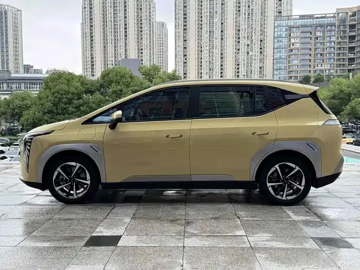 AION Y 2023 Plus 510 Smart Collar Edition 3