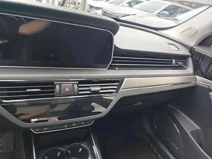 HongQi HS5 2022 2.0T Zhilian Flag Yue Edition 14