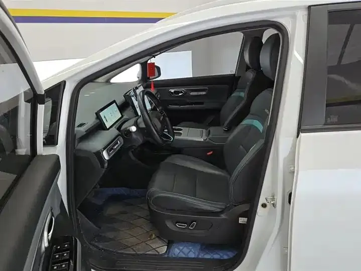 AION Y 2022 Plus 70 Smart Edition 9