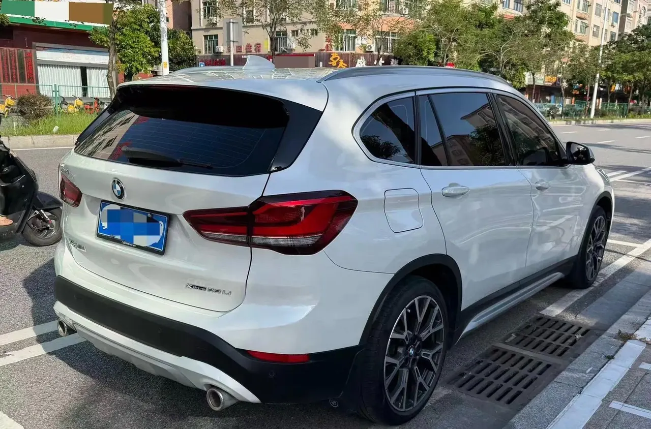 BMW X1 2021 xDrive25Li exclusive type 2