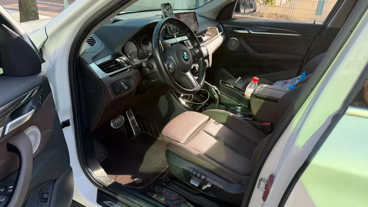BMW X1 2021 xDrive25Li exclusive type 4