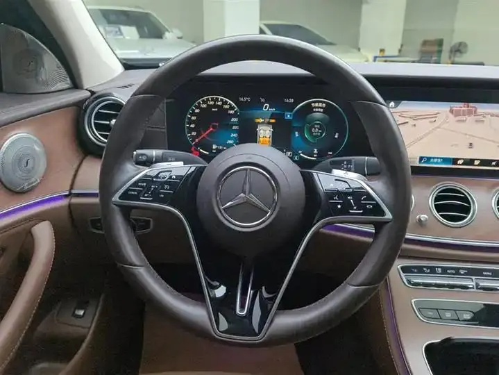 Mercedes Benz E-Class 2022 to E 300 L Fashion 15