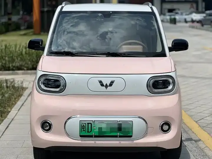 Hongguang MINIEV 2024 3rd Generation 215km Advanced Edition 3