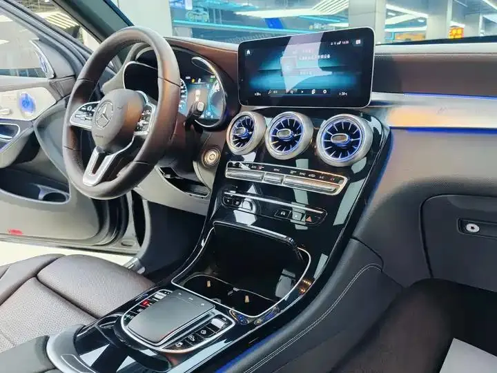 Mercedes Benz GLC 2021 model GLC 260 L 4MATIC Dynamic Edition 13