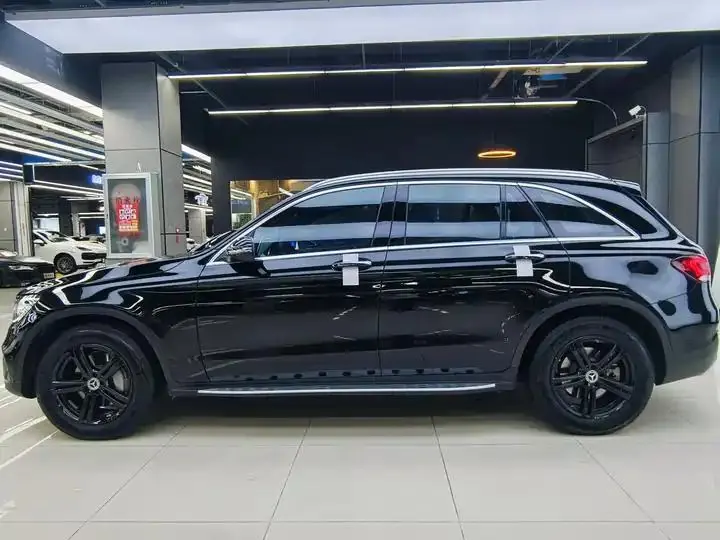 Mercedes Benz GLC 2021 model GLC 260 L 4MATIC Dynamic Edition 7