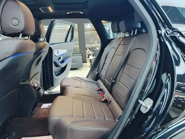 Mercedes Benz GLC 2021 model GLC 260 L 4MATIC Dynamic Edition 9