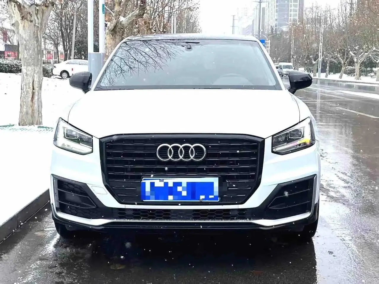 Audi Q2L 2020 35 TFSI Enterprising Dynamic 3