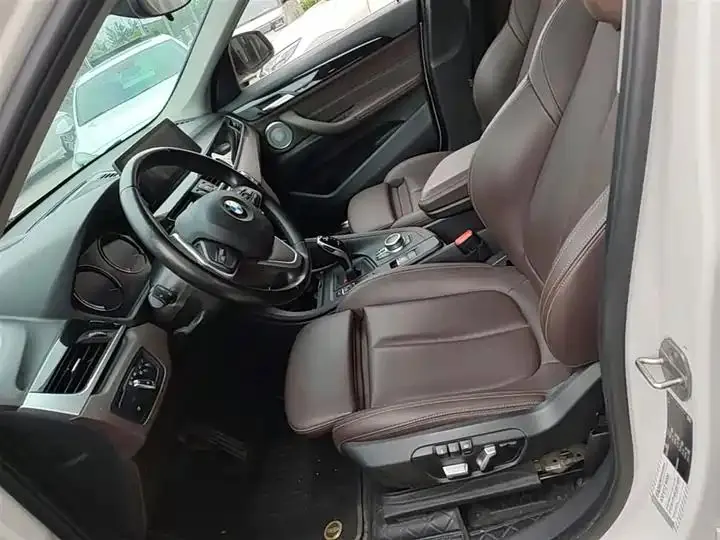 BMW X1 2021 facelift sDrive20Li fashion model 15