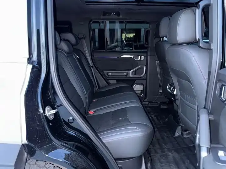 Jetour Traveler 2024 2.0T Four-wheel Drive Silver Dragon Wings 12