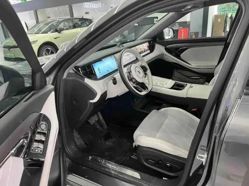 Voyah FREE 2025 318 259km 4WD Discovery Edition 2