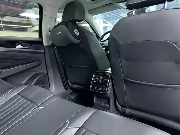 Passat 2024 330TSI Elite Edition 13