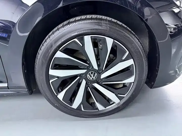 Passat 2024 330TSI Elite Edition 17