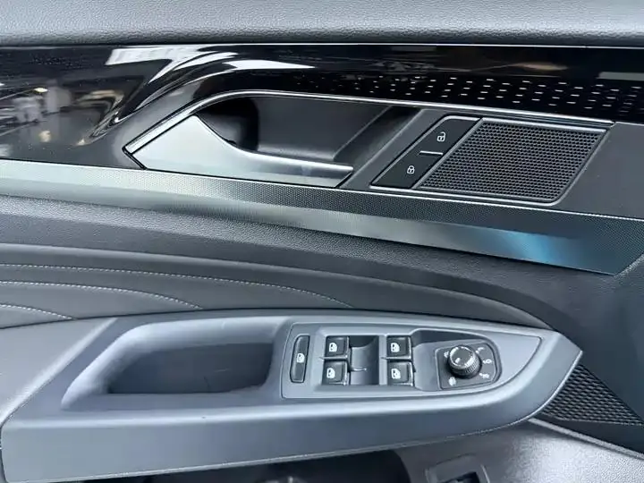 Passat 2024 330TSI Elite Edition 6