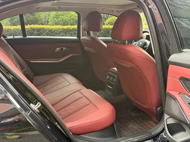 BMW 3 Series 2023 model 325Li M Sport Package 10