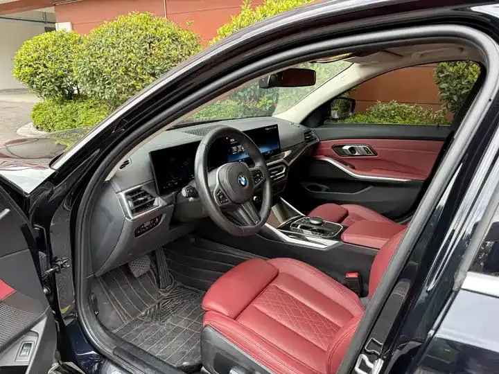 BMW 3 Series 2023 model 325Li M Sport Package 16