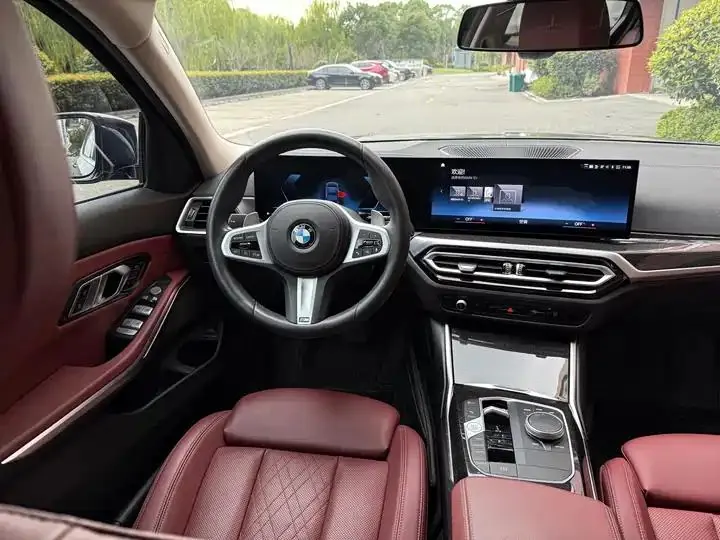 BMW 3 Series 2023 model 325Li M Sport Package 5