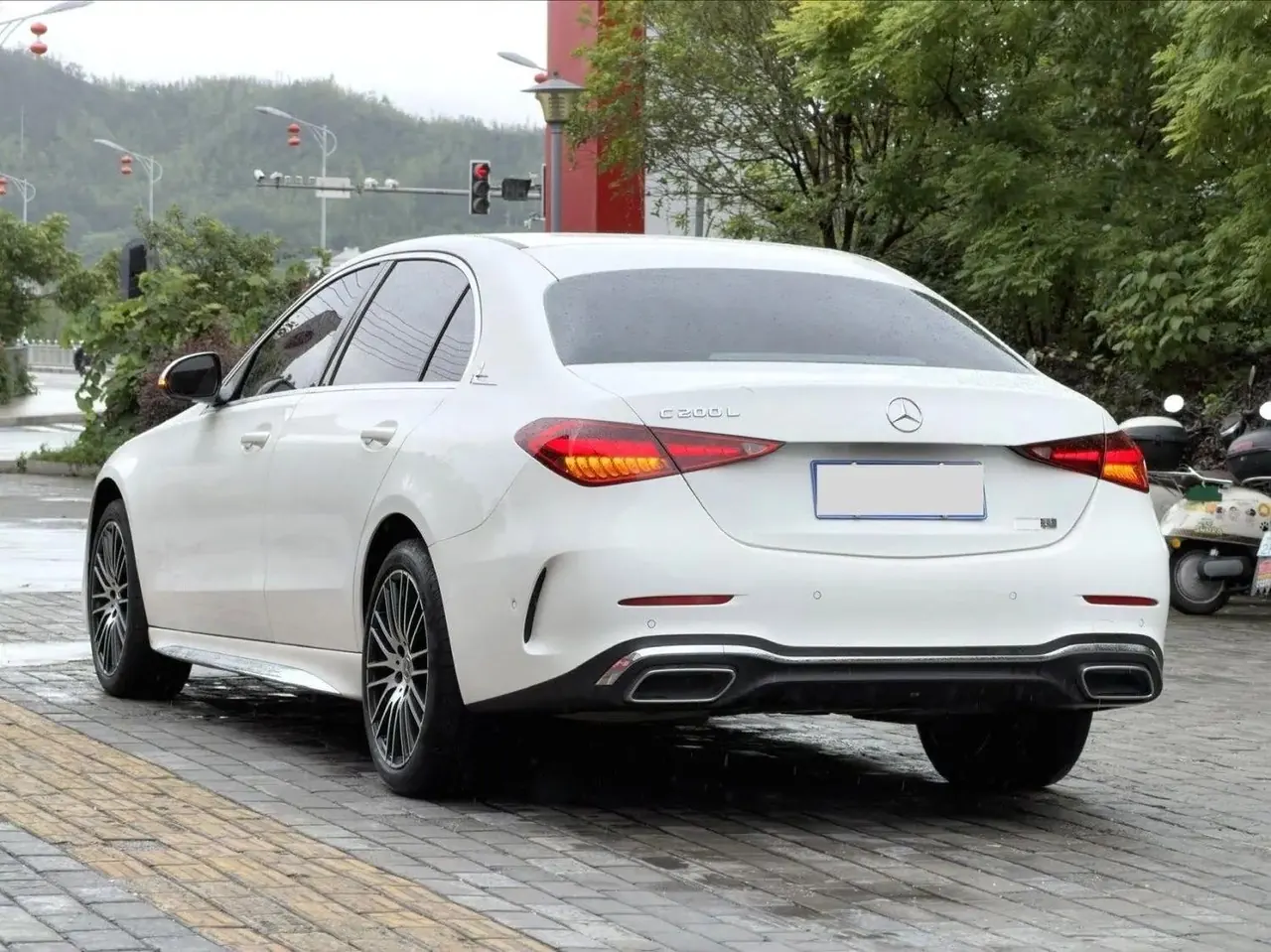 Mercedes Benz C- Class 2023 C 200 L Sport Edition 2