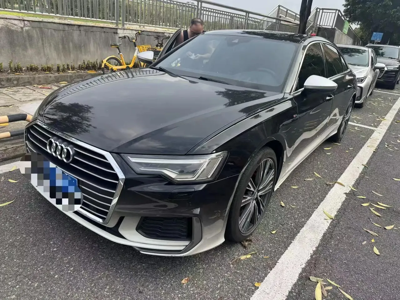 Audi A6L 2021 40 TFSI Deluxe Dynamic - View 1