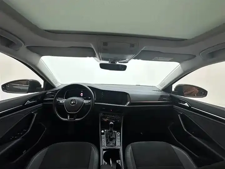 Lavida 2022 280TSI DSG Premium Edition 18
