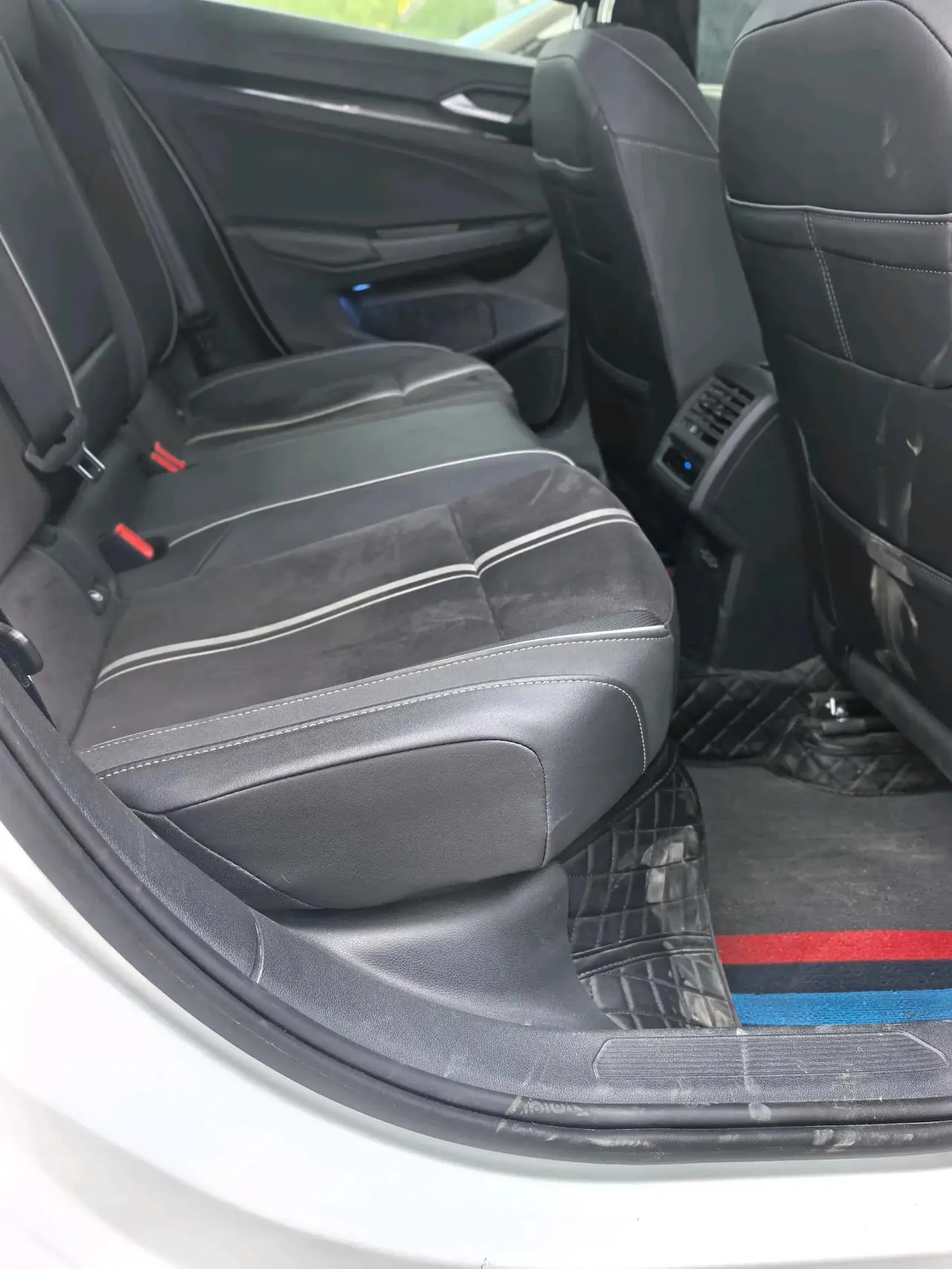 Volkswagen 2023 Golf 8 PRO 1.4TSI 280TSI (facelift) automatic 6